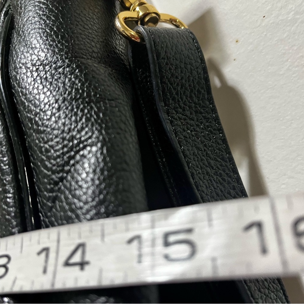 Tory Burch pebble grain leather bag w/ removable strap - Picture 15 of 16